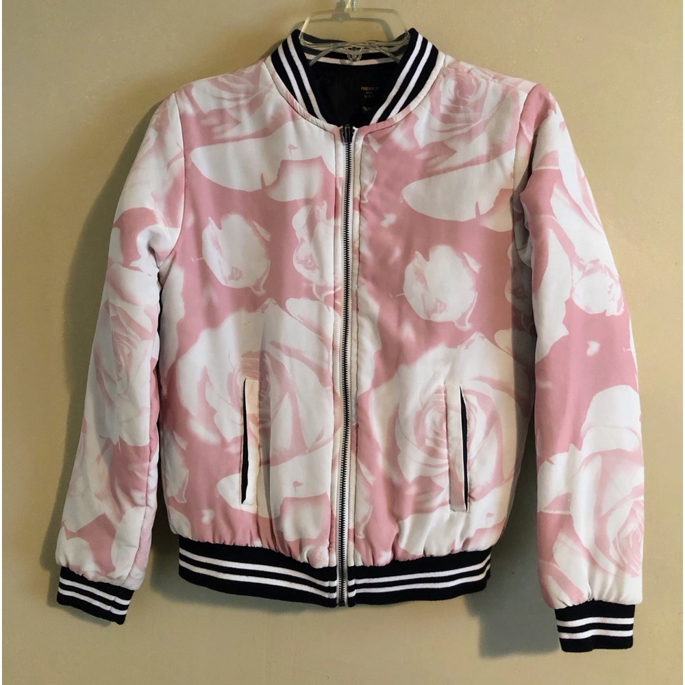 Girl’s Forever 21 Puffer Jacket Size 13/14